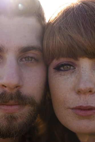 couple-tete-contre-tete