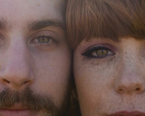 couple-tete-contre-tete