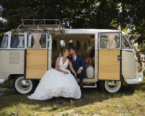 mariés-assis-combi-morbihan