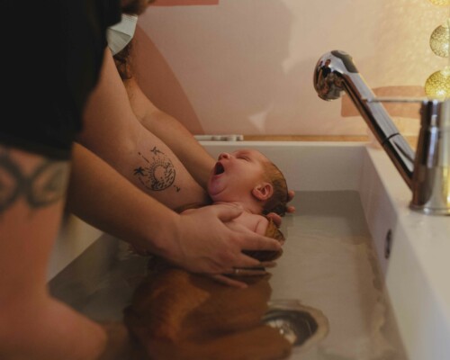 bain-enveloppé-bébé-vannes